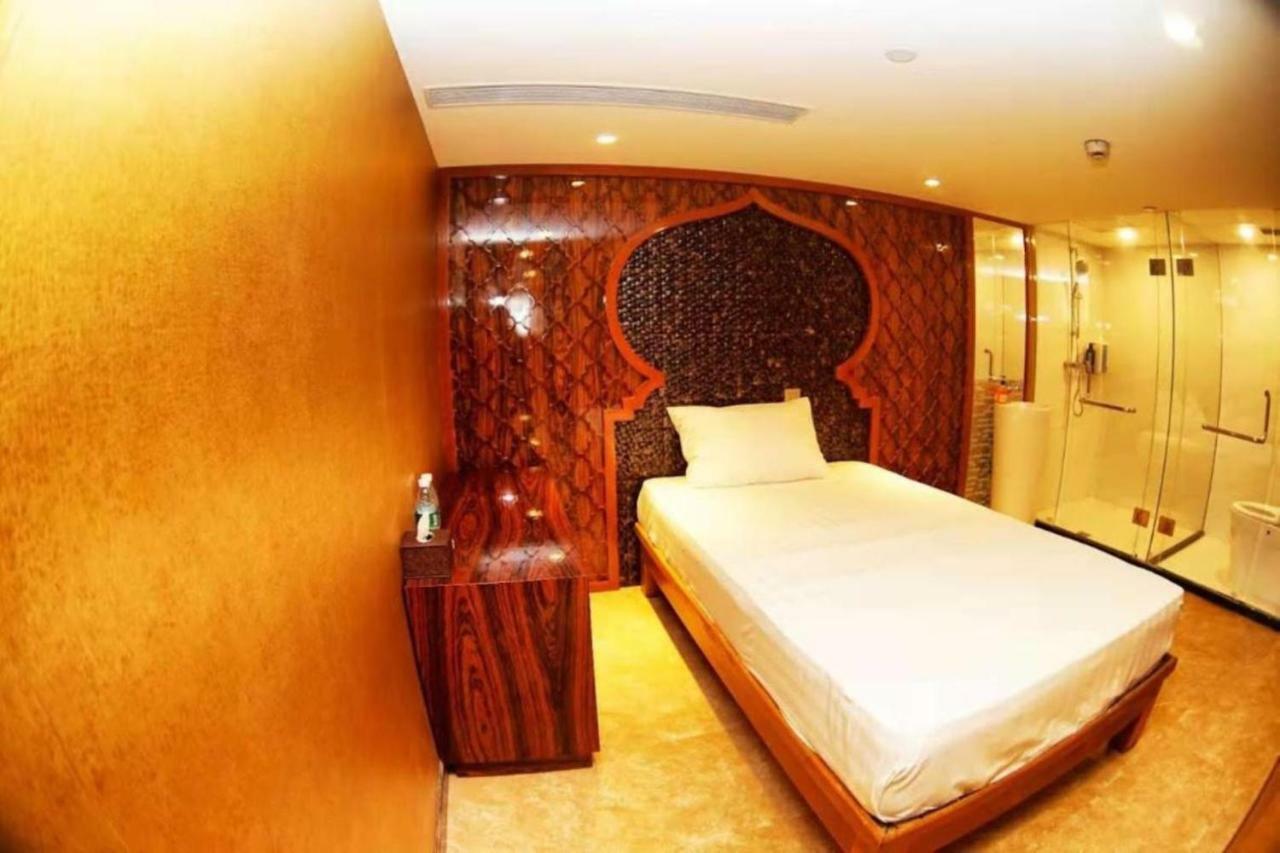 Jwm Hotel And Casino Sihanoukville Exterior photo